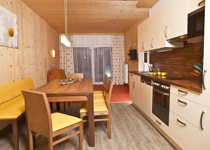 فندق Haus Auszeit 3*